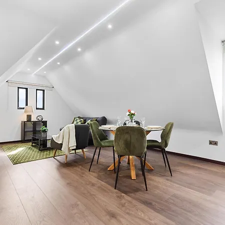 Stylish Studio Apt By Stay Smart Short Lets & Serviced Accommodation Golders Green With Free Wifi-3